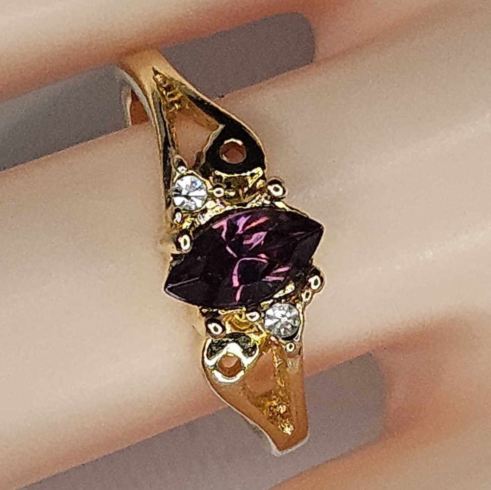 Exquisite Amethyst Cocktail Ring Size 7.5